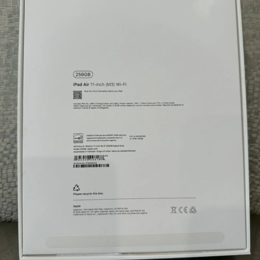 iPad Air 11 inches 2025 Empty box Only